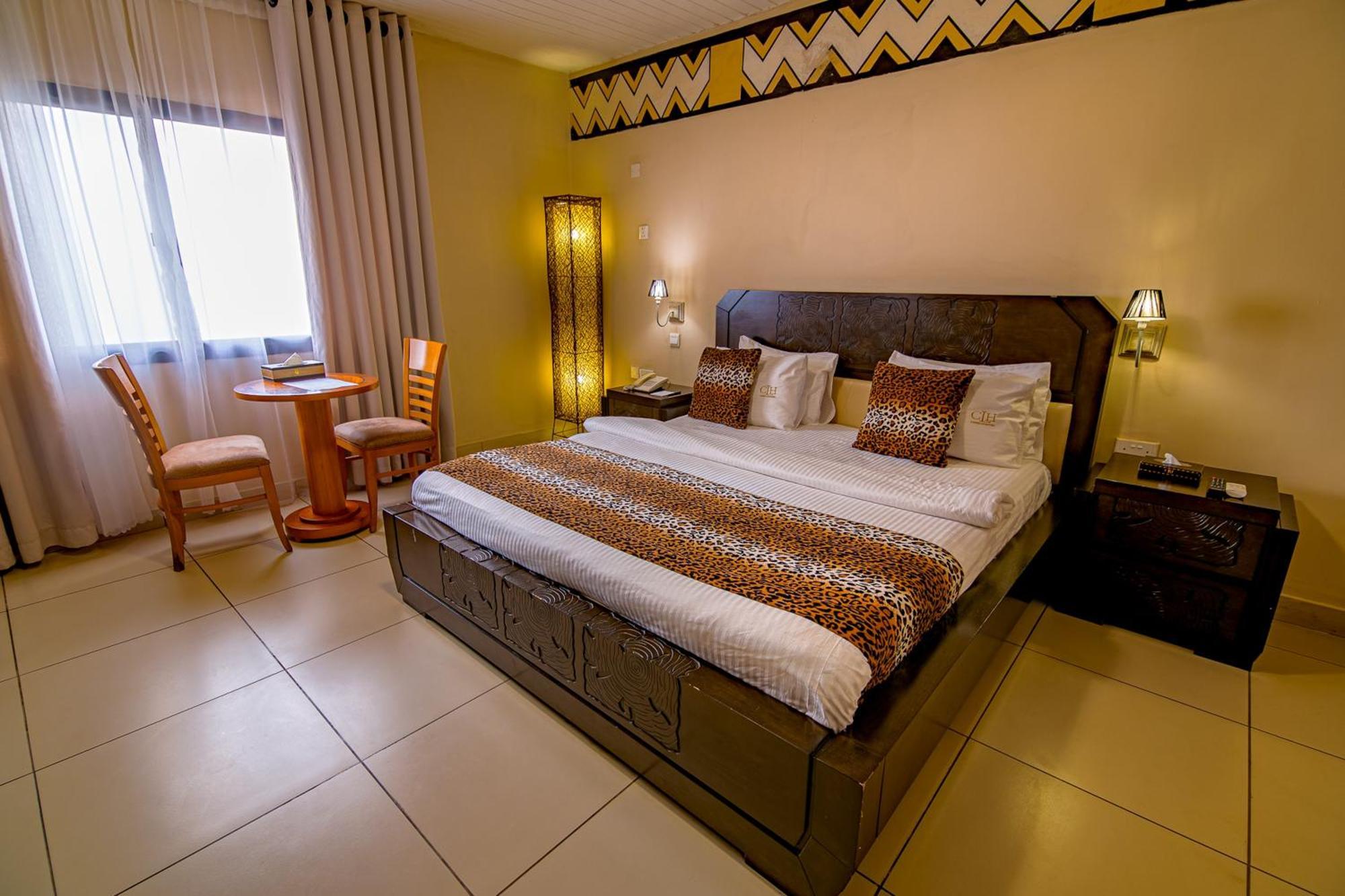 The Country Lodge Hotel Freetown Luaran gambar