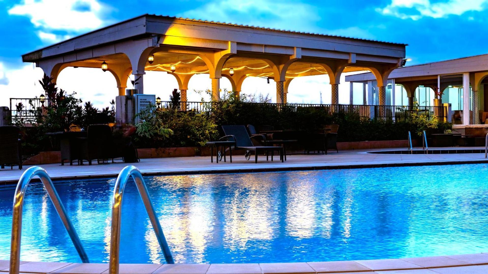 The Country Lodge Hotel Freetown Luaran gambar