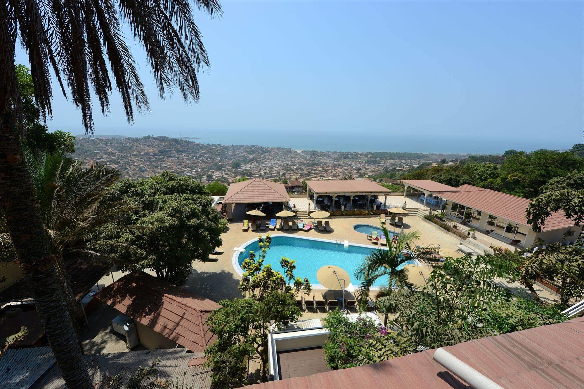 The Country Lodge Hotel Freetown Luaran gambar